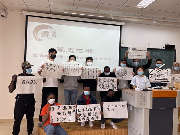 AG体育平台官方网站入口说明